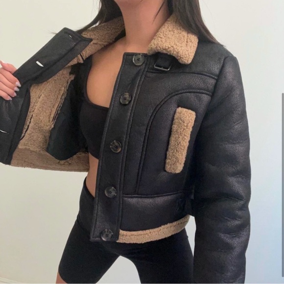Teddy and Faux Leather Cropped Jacket - Picture 2 of 4